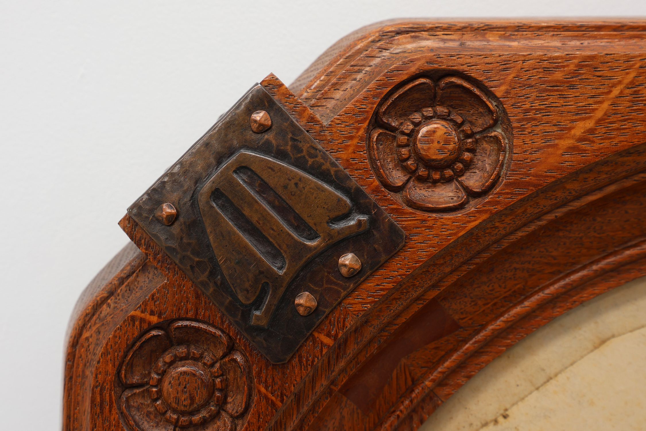 Art nouveau oak photo frame with copper decorations by Geo Verbanckthumbnail